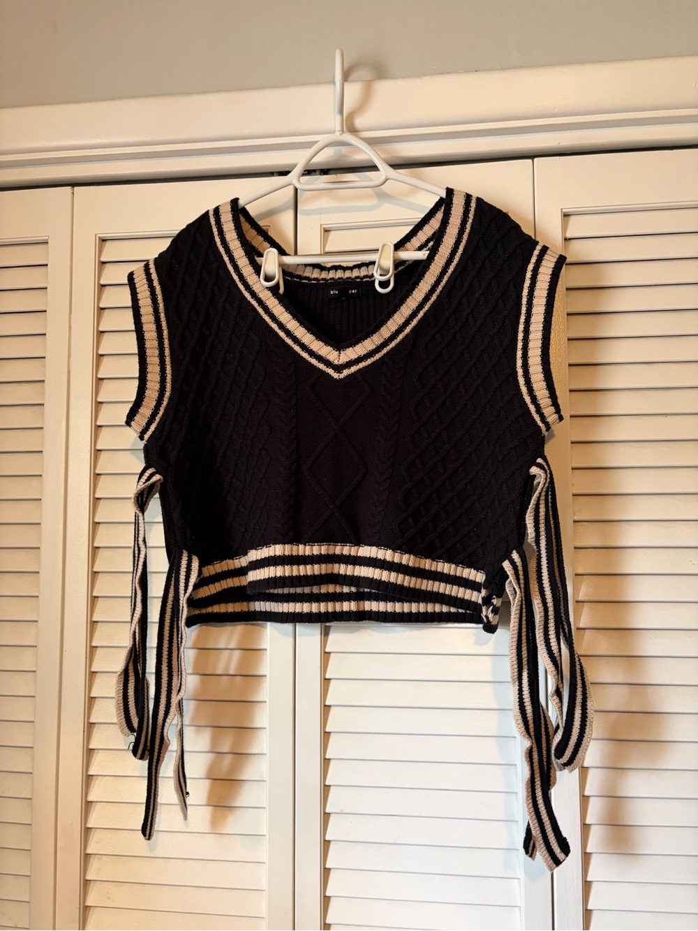 Blu Pepper Black & Cream Striped V-Neck Cropped Sweater Vest